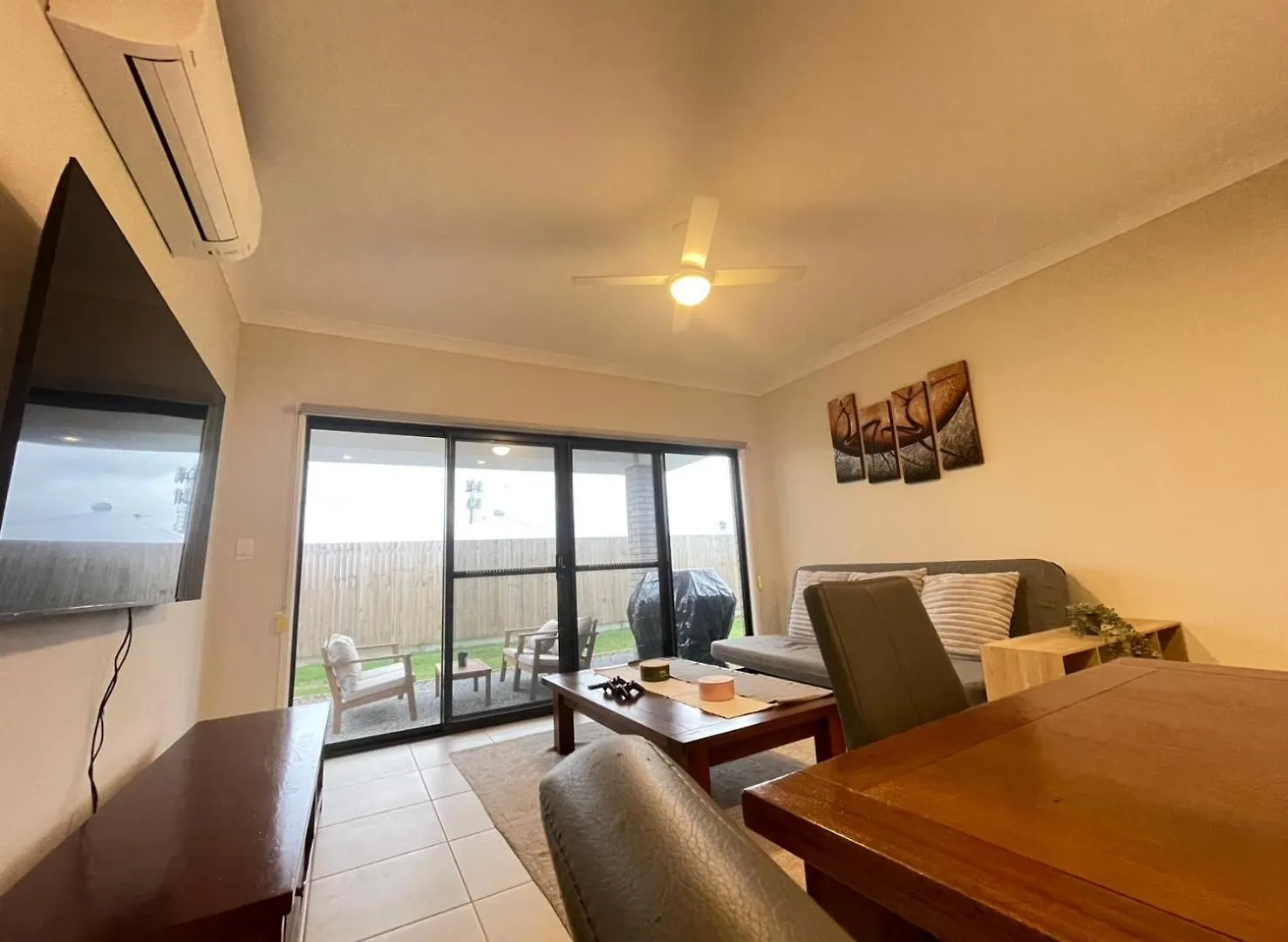 Holiday home Enchanting Griffin Retreat Memorable Stay Awaits Australia
